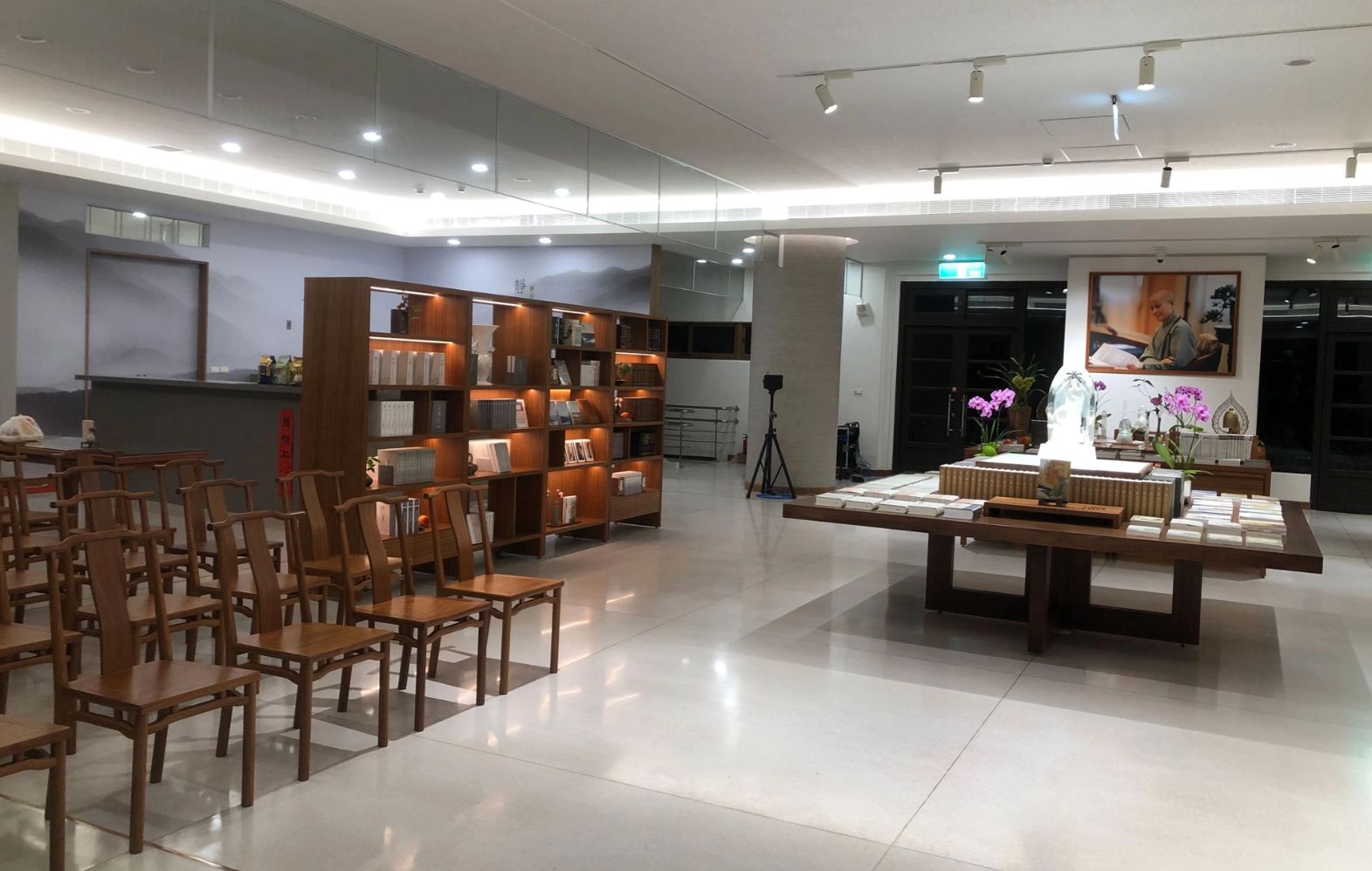 靜思書軒本店